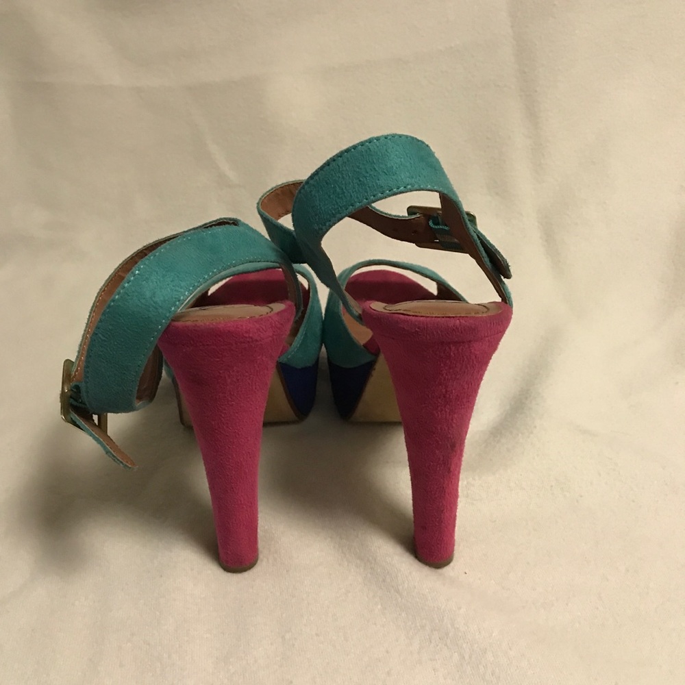 Colorful heels - Picture 3 of 4